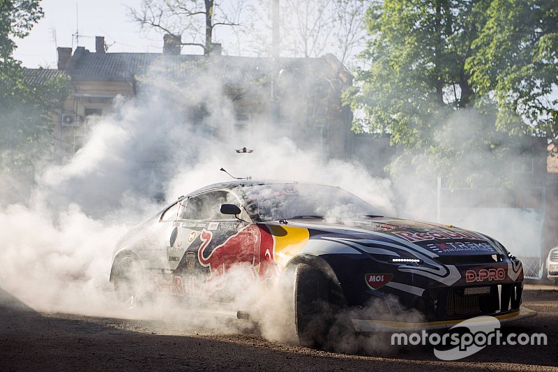 Гринчук розбив машину на фіналі RTR Drift Attack