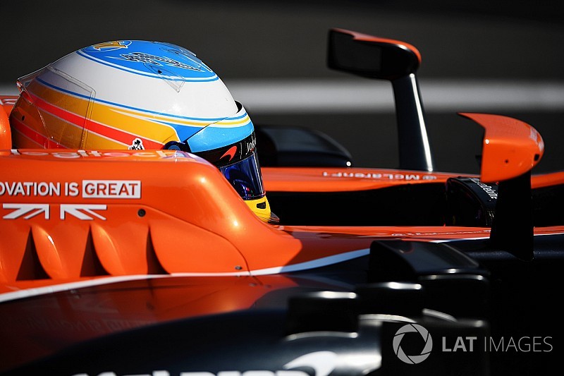 Alonso: Hamilton'ın rakibi yoktu, çok kolay şampiyonluk kazandı