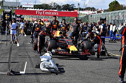 Csapatfőnöke szerint a hólyagos gumi miatt lett Verstappen csak második