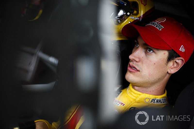 Logano leads final practice at Martinsville