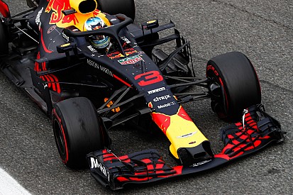 Ricciardo motor değil, debriyaj sorunu yaşamış
