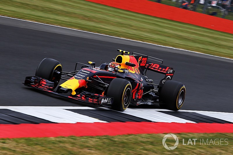 Проблемы с темпом в Сильверстоуне удивили Red Bull