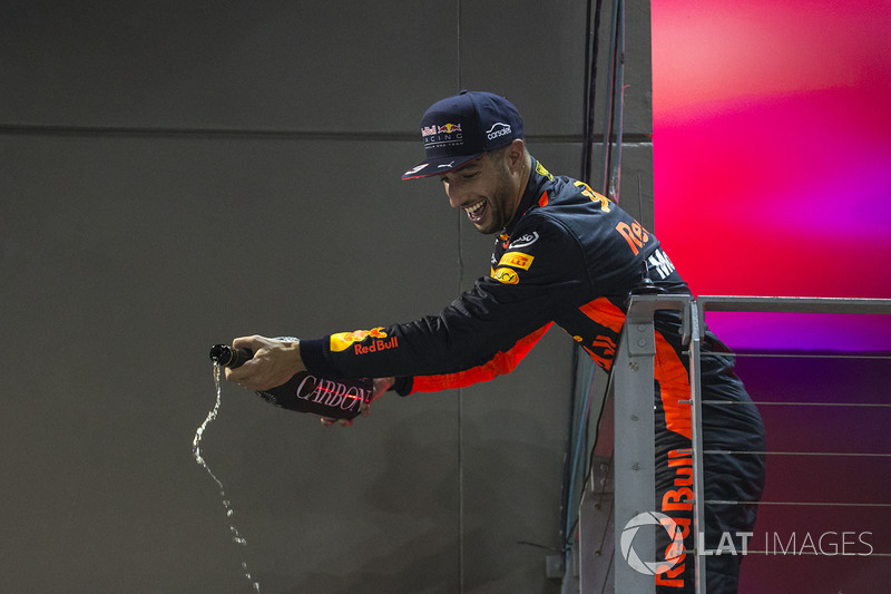 Podium: second place Daniel Ricciardo, Red Bull Racing