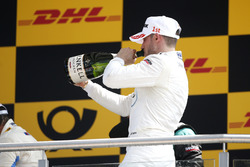 Podium: Race winner Edoardo Mortara, Mercedes-AMG Team HWA