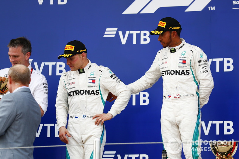 Race winner Lewis Hamilton, Mercedes AMG F1, second place Valtteri Bottas, Mercedes AMG F1, on the podium