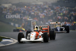 Ayrton Senna, McLaren MP4/8 Ford viert zijn overwinning