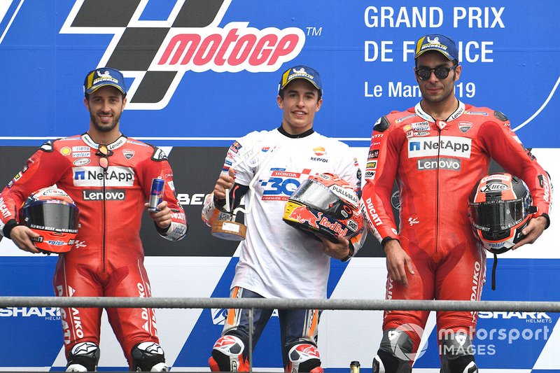 Podium : le vainqueur Marc Marquez, Repsol Honda Team, le deuxième, Andrea Dovizioso, Ducati Team, le troisième, Danilo Petrucci, Ducati Team