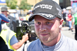 Переможець гонки Фелікс Росенквіст, Belardi Auto Racing