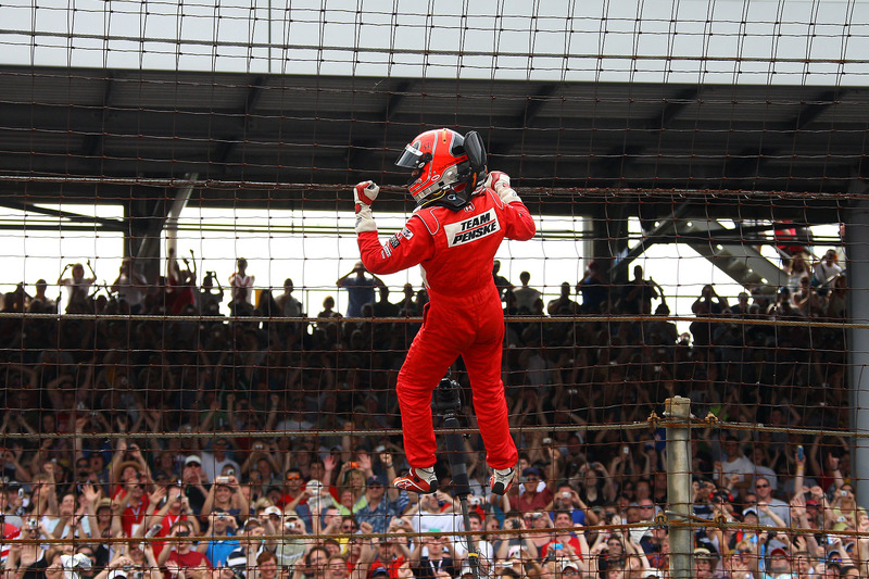2009: Helio Castroneves gewinnt nach Steueraffäre zum dritten Mal