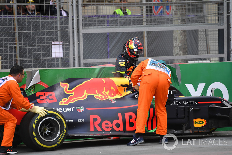 Max Verstappen, Red Bull Racing RB14 kaza