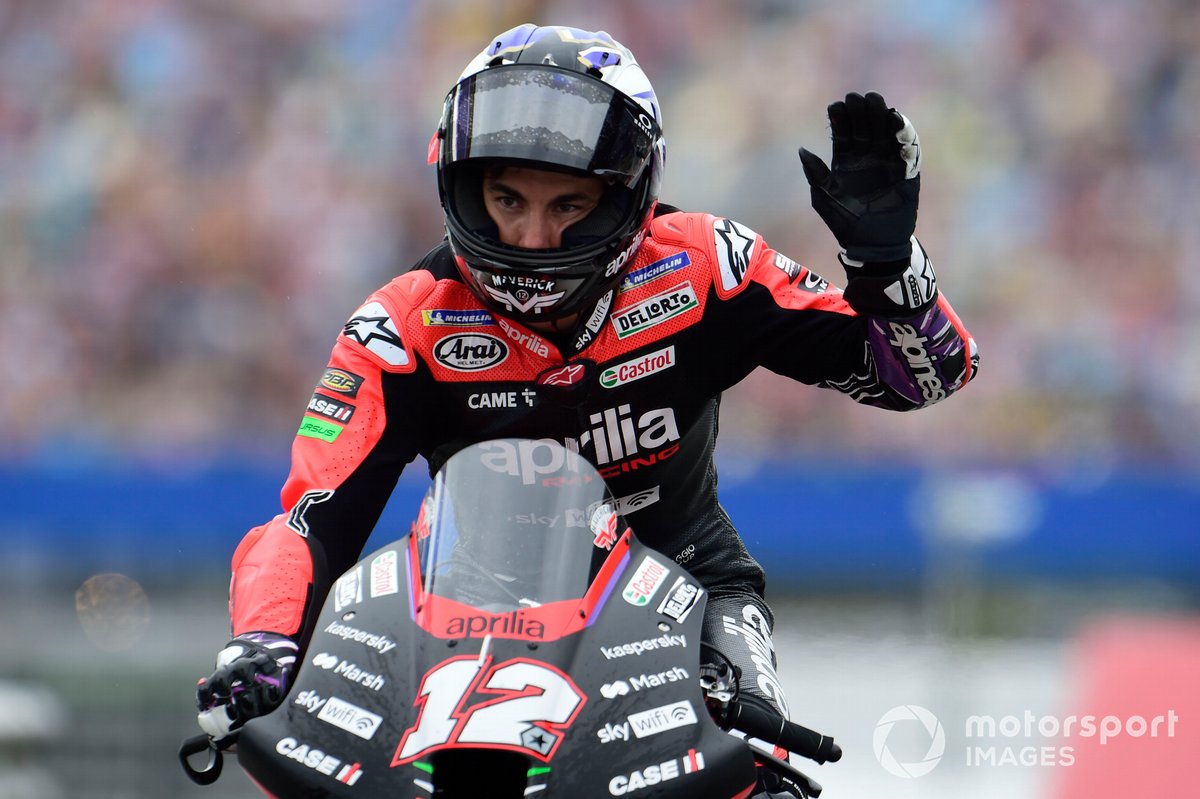 Maverick Vinales, Aprilia Racing Team