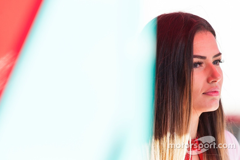 Grid girl
