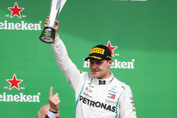 Valtteri Bottas, Mercedes AMG F1, 2nd position, lifts his trophy