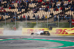 Lance Stroll, Williams FW41, spins into the gravel