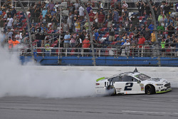 Yarış galibi Brad Keselowski, Team Penske Ford