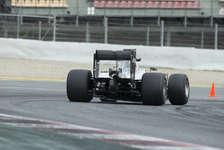 Nico Rosberg, Mercedes F1 Team testa le gomme Pirelli 2017