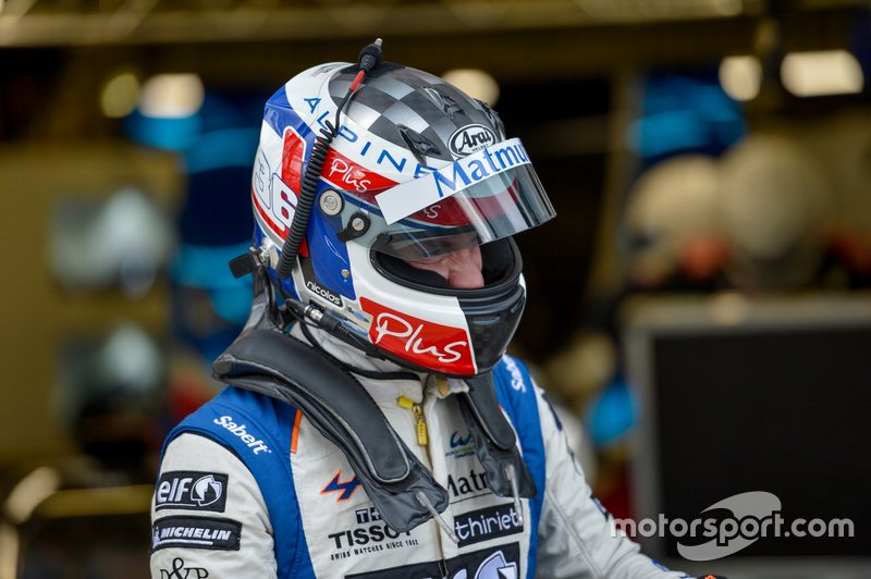 #36 Signatech Alpine Matmut Alpine A470: Nicolas Lapierre