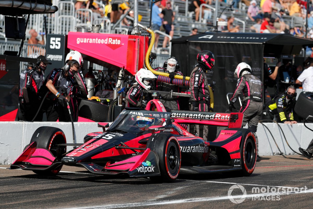 Pembalap Alex Palou saat tampil membela Dale Coyne Racing pada IndyCar Series 2020.