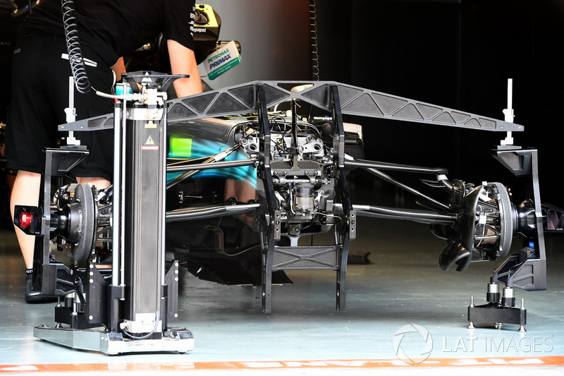 Mercedes-Benz F1 W08: Frontpartie