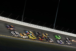 Denny Hamlin, Joe Gibbs Racing Toyota Kevin Harvick, Stewart-Haas Racing Ford Fusion