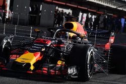 Max Verstappen, Red Bull Racing RB14 met aero sensors