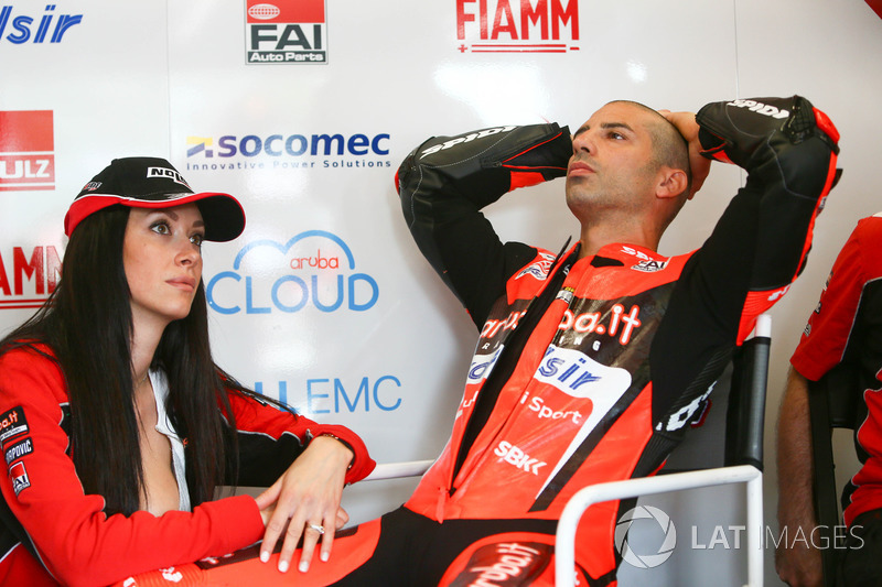 Marco Melandri muss sich einen neuen Job suchen