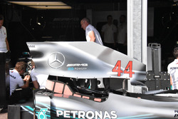 Mercedes AMG-F1 W09, dettaglio del cofano motore