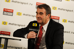 Найджел Менселл дає інтерв'ю Петеру Віндзору на Motorsport TV