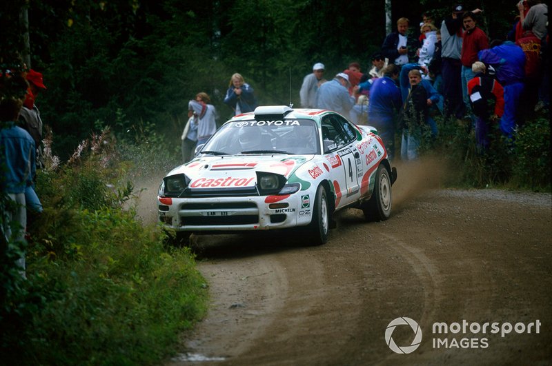 Juha Kankkunen dan navigator Denis Giraudet mampu membuat Toyota Celica Turbo 4WD menjadi salah satu mobil WRC ikonik di era 1990-an.