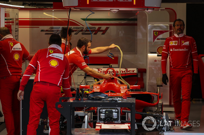 Ferrari SF70H in the garage