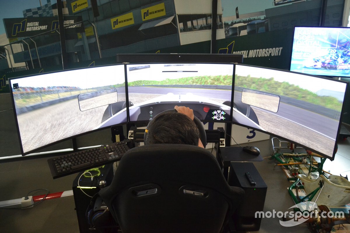 Perkembangan pesat simulator dan esport bisa membuat mereka yang awalnya hobi memainkan gim balap menjadi pembalap sungguhan
