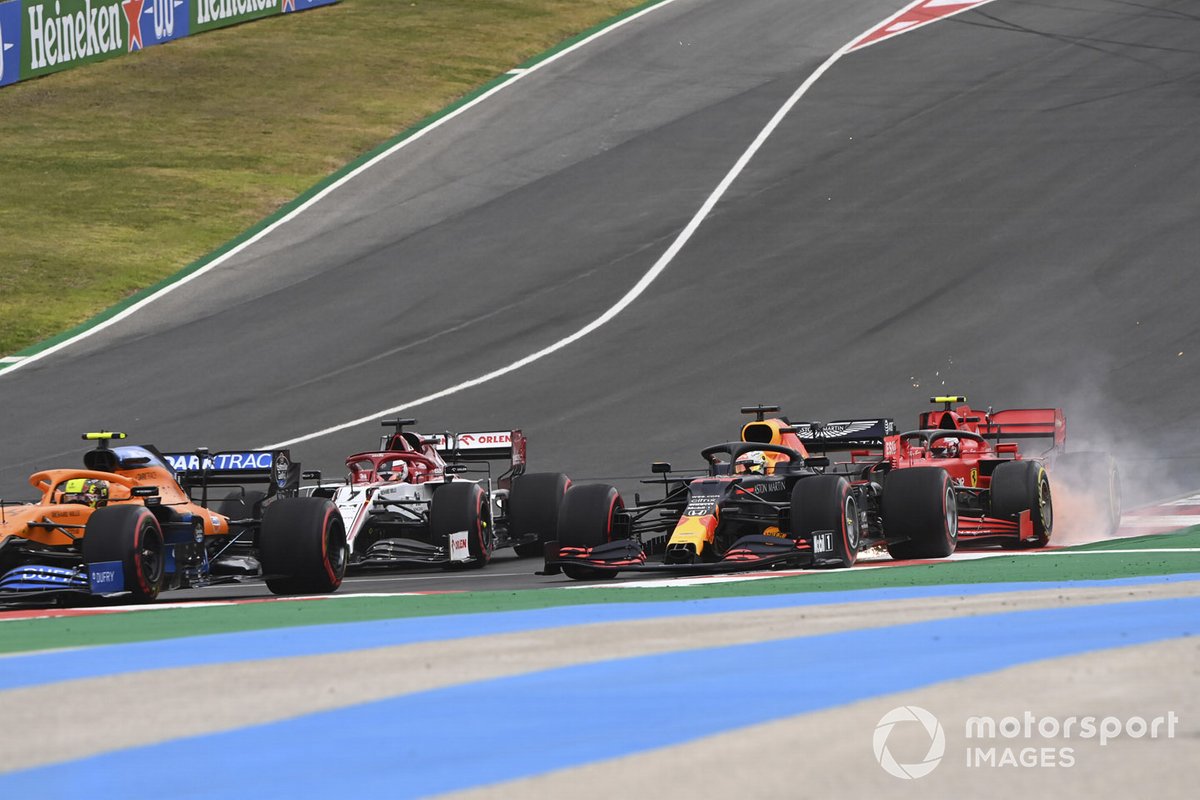 Lando Norris, McLaren MCL35, Kimi Raikkonen, Alfa Romeo Racing C39, Max Verstappen, Red Bull Racing RB16, et Charles Leclerc, Ferrari SF1000