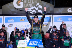 Victory Lane: Johnny Sauter, GMS Racing Chevrolet