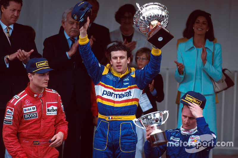 En el Gran Premio de Mónaco en 1996, solo tres pilotos cruzaron la meta. La victoria fue para Olivier Panis, para quien este éxito fue el único en su carrera.