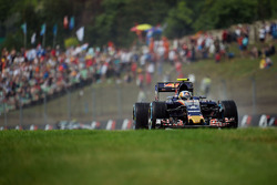 Carlos Sainz Jr, Scuderia Toro Rosso STR11
