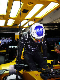 Sergey Sirotkin, Renault Sport F1 Team RS16