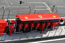 Ferrari pit duvarı
