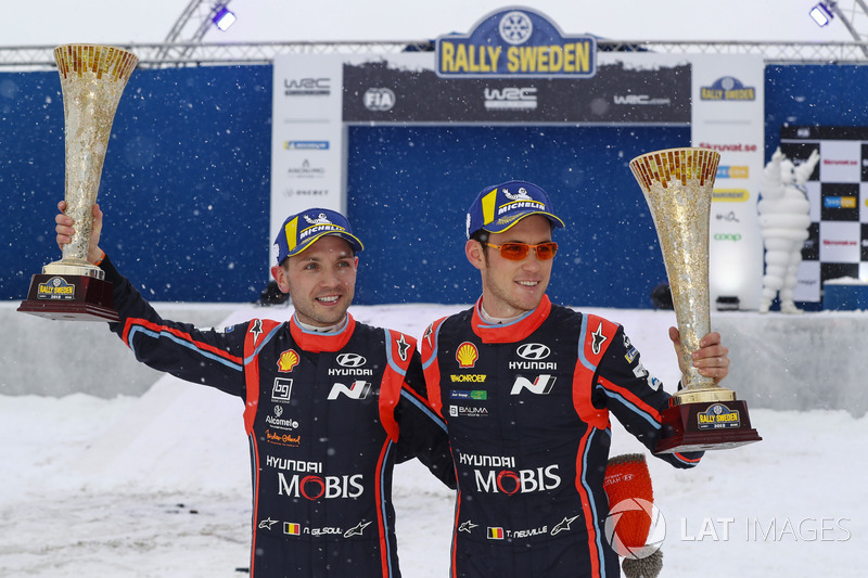Победители Тьерри Невилль и Николя Жильсуль, Hyundai Motorsport