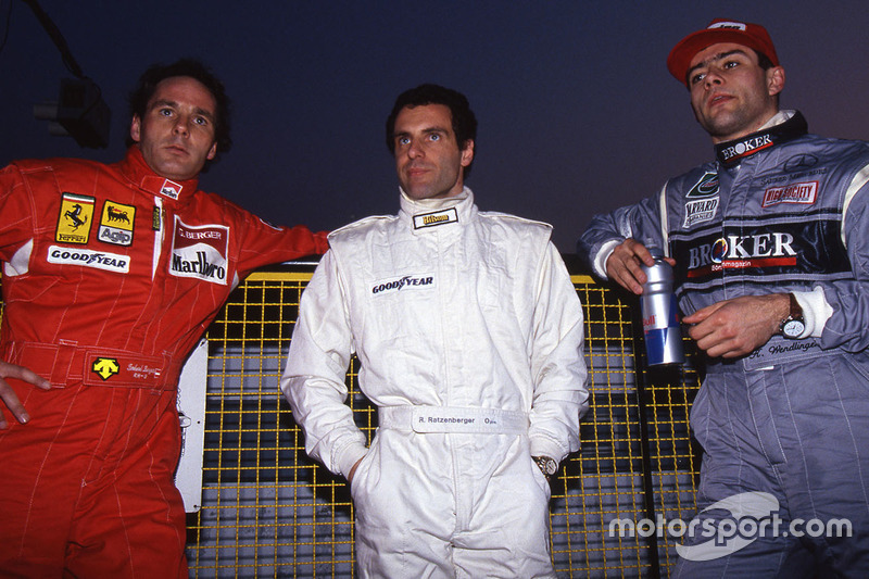 Герхард Бергер (Ferrari), Роланд Ратценбергер (Simtek) і Карл вендлінгер (Sauber)