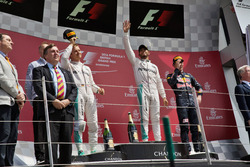 The podium (L to R): Nico Rosberg, Mercedes AMG F1, second; Lewis Hamilton, Mercedes AMG F1, race wi