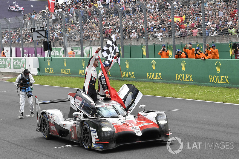 #8 Toyota Gazoo Racing Toyota TS050: Себастьян Буемі, Кадзукі Накадзіма, Фернандо Алонсо