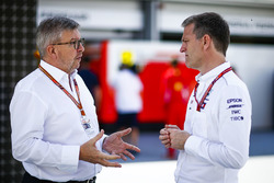 Росс Браун и технический директор Mercedes AMG F1 Джеймс Эллисон