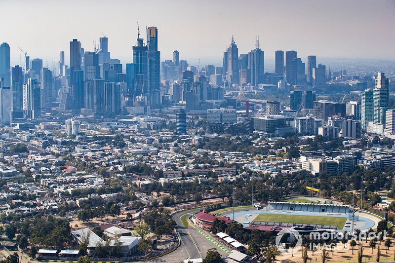 Melbourne City behind the circuit