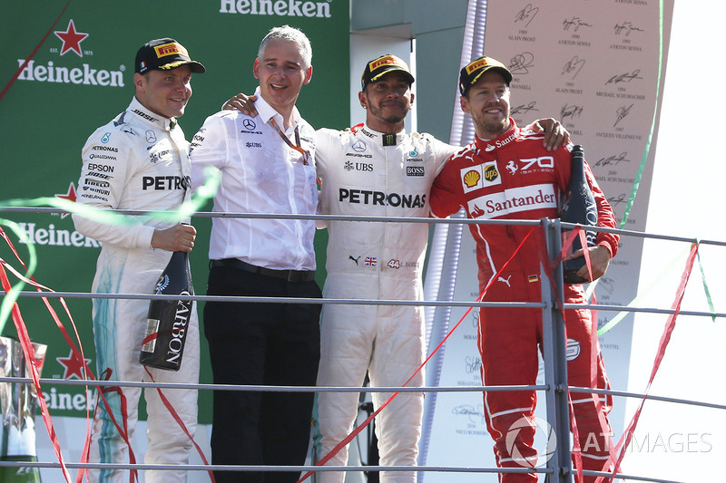 İtalya GP - Kazanan Lewis Hamilton, 2. Valtteri Bottas, 3. Sebastian Vettel