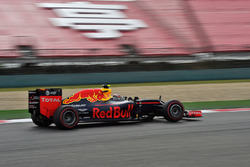 Daniil Kvyat, Red Bull Racing RB12