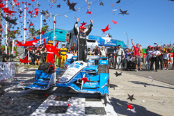 Sieger Simon Pagenaud, Team Penske Chevrolet