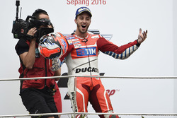 Подіум: Переможець гонки Андреа Довіціозо, Ducati Team