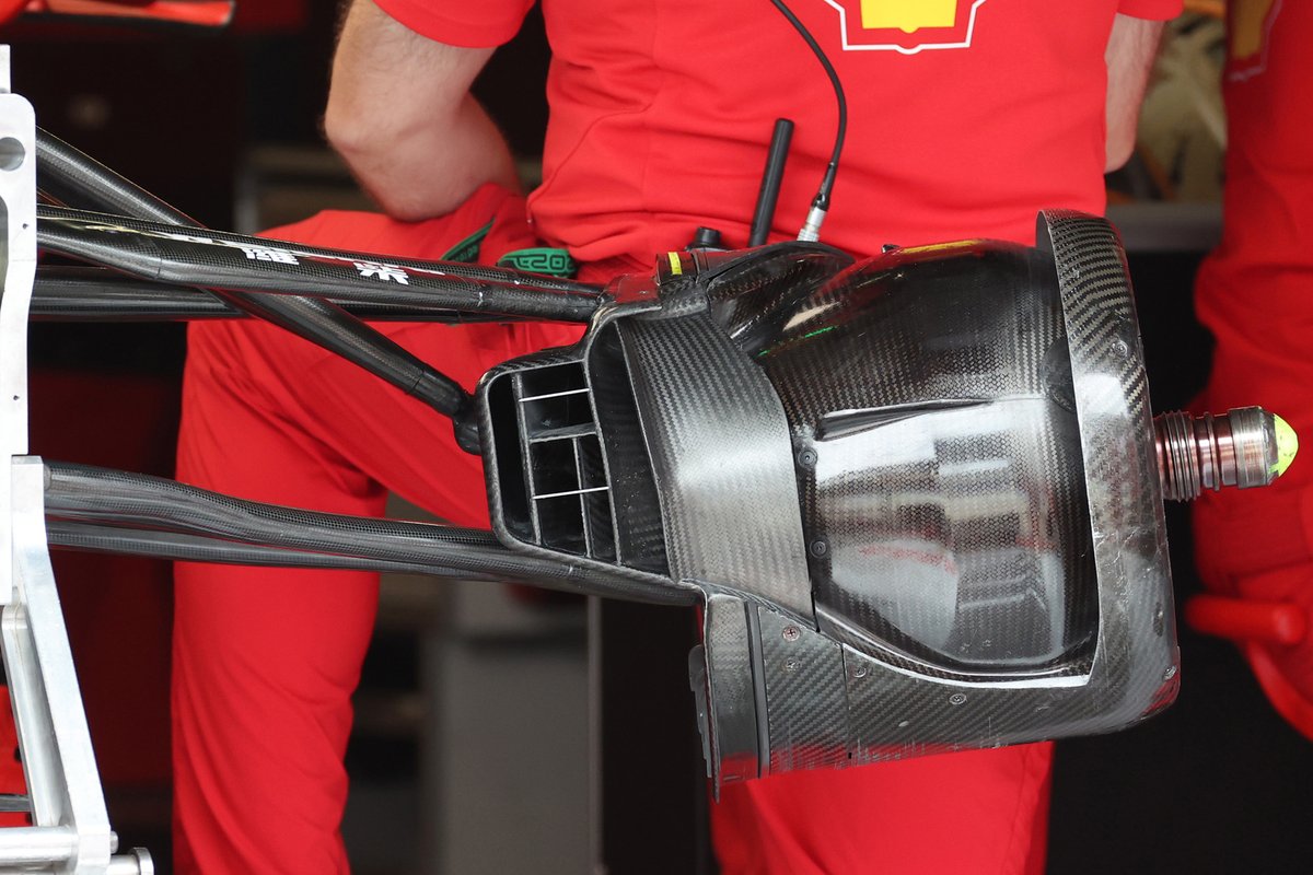 Detalle del freno delantero del Ferrari SF21