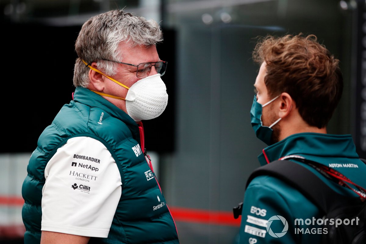 Otmar Szafnauer, Team Principal and CEO, Aston Martin F1, with Sebastian Vettel, Aston Martin