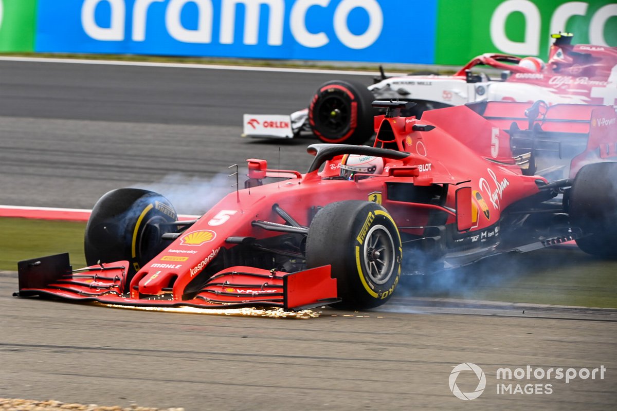 Себастьян Феттель, Ferrari SF1000 вылетает с трассы